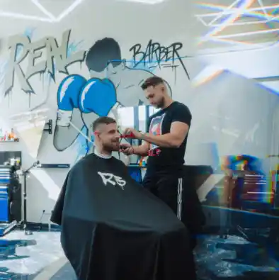 Služba - Vlasy a Vousy v Real Barber, Praha